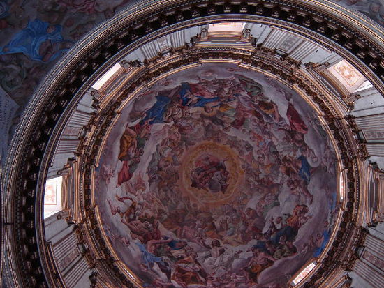 2007 Campania - Neapel; die Kuppel des Domes