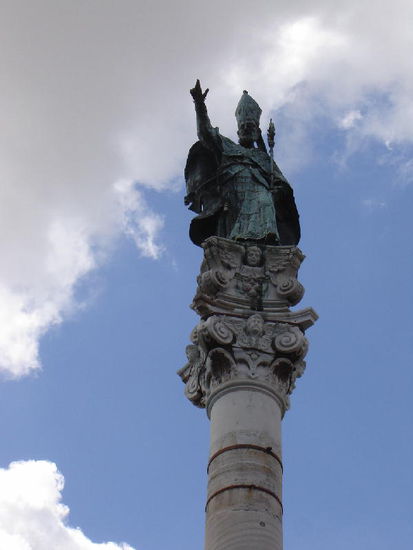 2007 Puglia - Lecce; Colonna Sant' Oronzo - eine der beiden Endsäulen der Via Appia aus Brindisi
