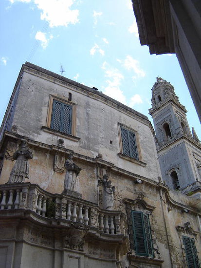 2007 Puglia - Lecce; Domplatz mit Turm