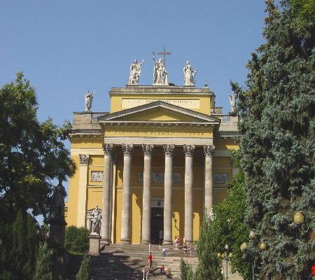 Eger 2003 - Erseki Föszékesegyhàz, der erzbischöfliche Dom in klassizistischer Bauweise