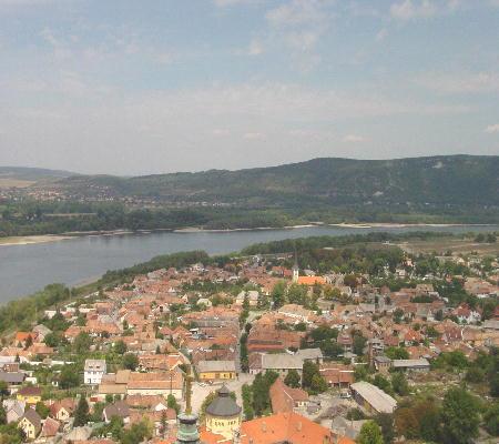 Esztergom 2003 - die Stadt von oben, Blick von der Kuppel in Richtung Norden