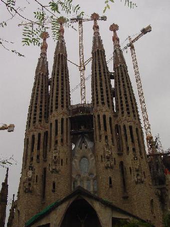 Barcelona 2003 - Sagrada Fimília, das immer noch unvollendete Meisterwerk