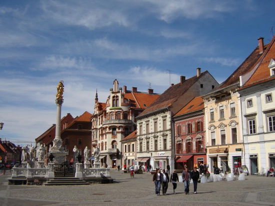 2008 - Maribor; am Rathausplatz