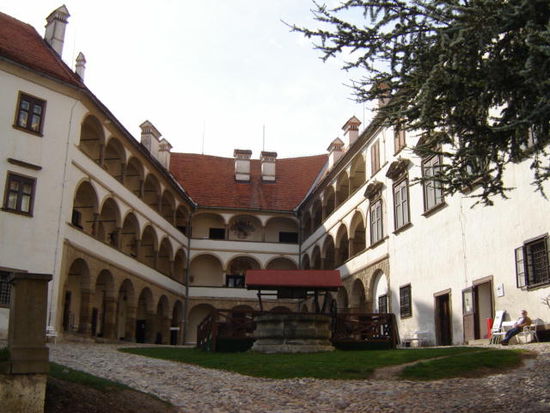 2008 - Ptuj; der Schlosshof