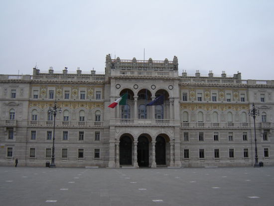 2008 - Triest; Palazzo del Lloyd Triestino