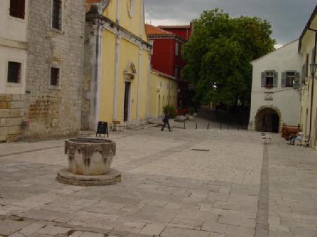 2004 Motovun - Wasserzisterne