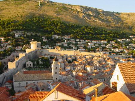 2004 Dubrovnik - Stadtmauer, ein 2 km langer Rundgang