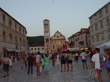 2004 Hvar - vielbesuchte Stadt