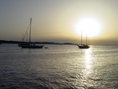 2004 Hvar - Sonnenuntergang im Hafen