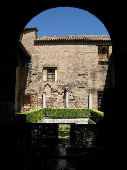 2008 - Alcazar; Innenhof der königlichen Leibgarde
