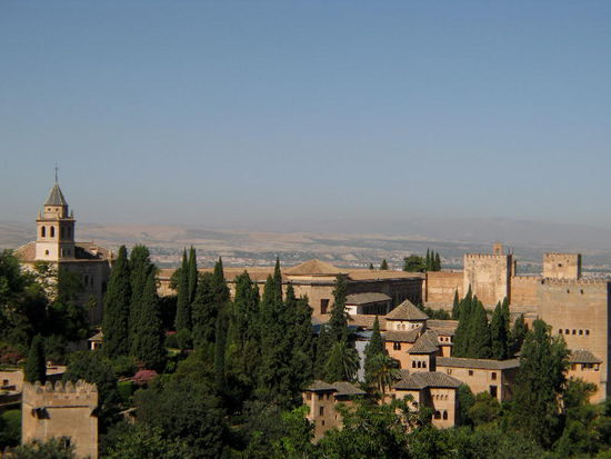 2008 - Alhambra;  erbaut zwischen 1333 und 1391