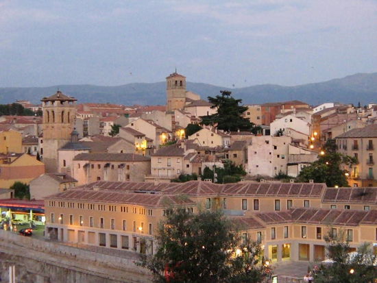2008 - Segovia; langsam bricht die Nacht herein