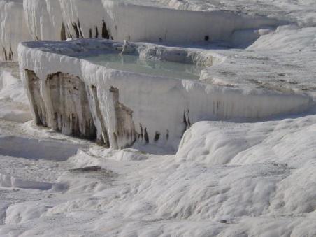 2005 Türkei - Thermalwasser in Pamukkale, leider darf man heute darin nicht mehr baden