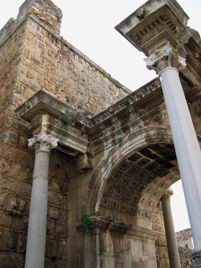 2009 - Antalya; das Eingangstor zur Altstadt