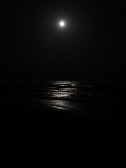 2009 - Ulcinj; Mondnacht über dem Meer...