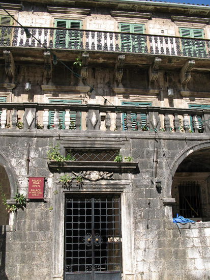 2009 - Kotor; ein alter Palast aus dem 17. Jh.