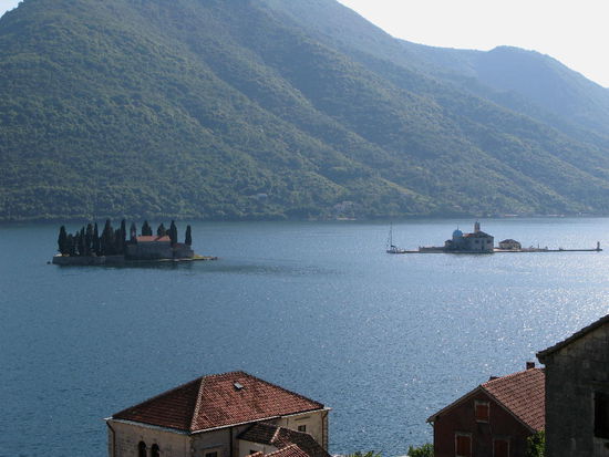 2009 - Kamenari; zwei Inselchen mit sagenumwobenen Klöstern