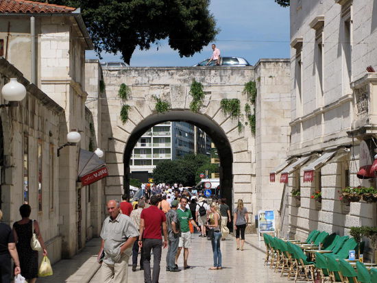 2009 - Zadar; das Stadttor