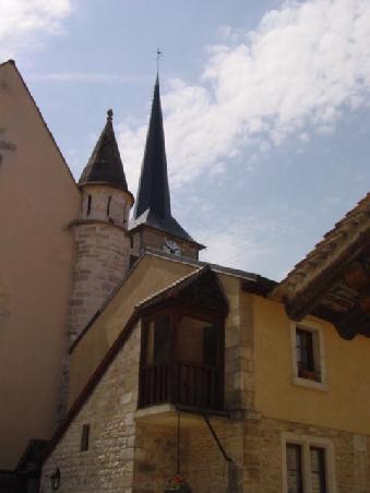 Einige Gebäude des "Château de Gilly"