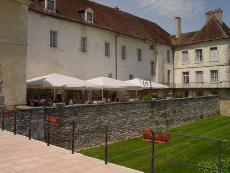 Die Terrasse; Château de Gilly