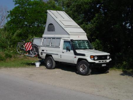 Ancona 2005 - Nachtplatz; es stört niemanden