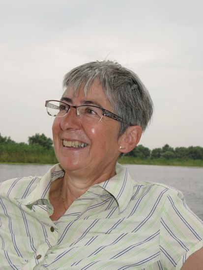 2010 - Donaudelta; Kathrin geniesst die wechselnden Bilder