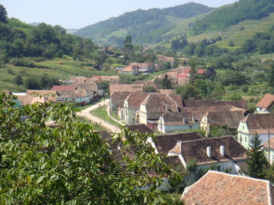 2010 - Biertan; Blick auf die Dorfstrasse