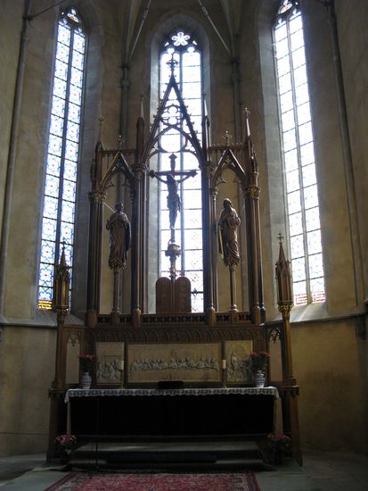 2010 - Sibiu; evangelische Pfarrkirche - von 24 Altären ist der neugotische Altar erhalten, der in einer Wiener Werkstatt gefertigt wurde.