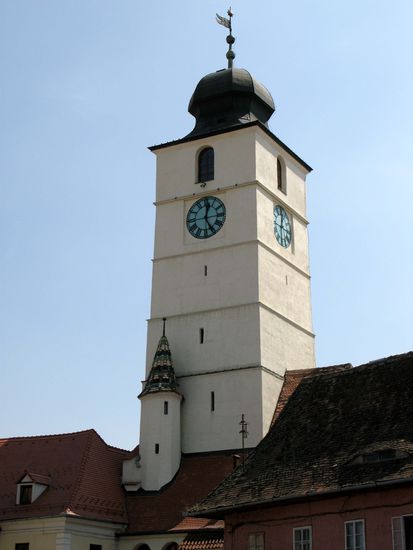 2010 - Sibiu; der Ratsturm in der frühen Abendsonne