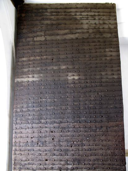 2010 - Horezu; die massive Holztür