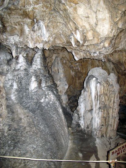 2010 - Baia de Fier; in der Frauenhöhle