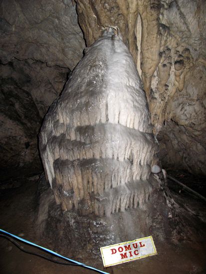 2010 - Pestera Muierilor; die Frauenhöhle ist eine der schönsten Tropfsteinhöhlen Rumäniens