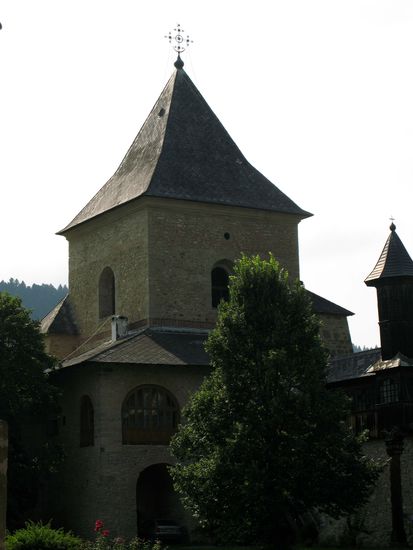 2010 - Kloster Sucevita; wehrhafte Mauern umgeben das Kloster