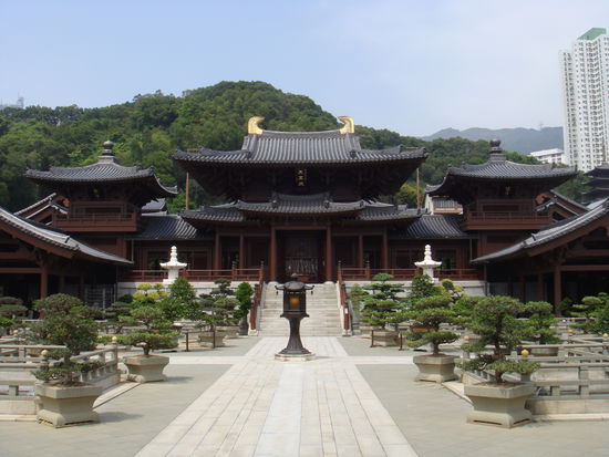 2011 - ChiLin Kloster; das Kloster ist mehrstufig angelegt - hier im 2. Hof