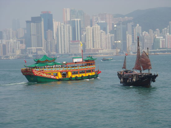 2011 - KowLoon; letzte Eindrücke mit Blick nach Hongkong Island