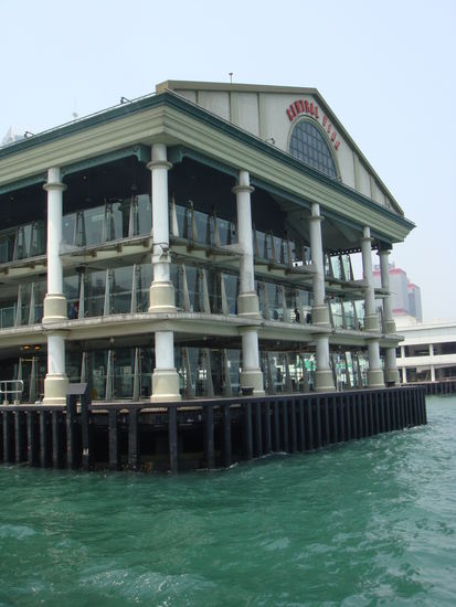 2011 - HongKong; Central-Piers