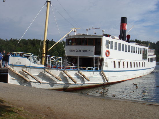 Stockholm - die "Prins Carl Philip" führt uns zurück in die Stadt...
