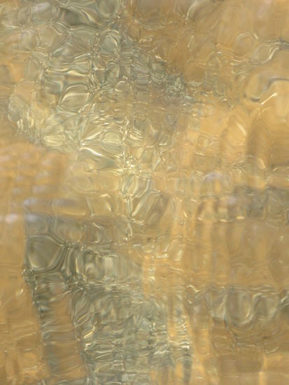 Karlstad - am Värna-See; zusammen mit den Gesteinsablagerungen ergeben sich immer neue Bilder...