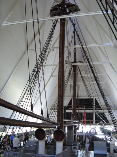 Oslo - im Fram-Museum; das berühmteste Schiff der norwegischen Geschichte durch die Polarexpeditionen von Nansen und Amundsen...