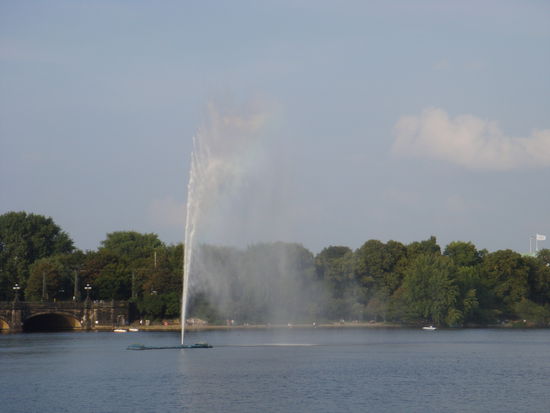 Hamburg - bei einem feinen Nachtessen an der Innenalster lassen wir den Tag Revue passieren...