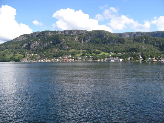 ...vorbei an den Gestaden der Fjorde...