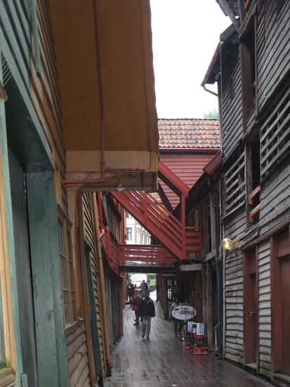 Bergen - auch in den engen Gassen der Altstadthäuser...