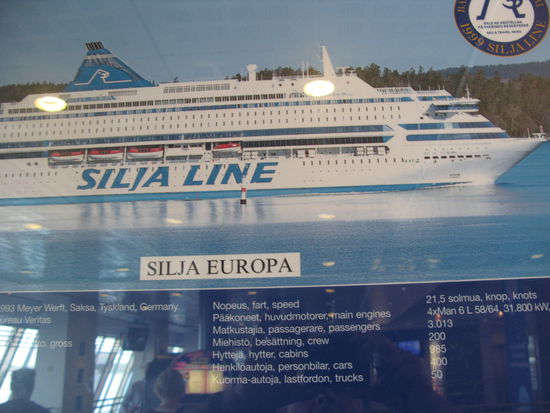 ...die technischen Daten der Fähre...