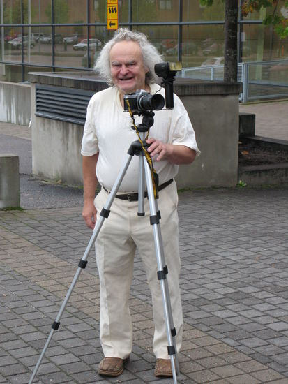 Lahti - ...diesen netten Herrn lernte Kathrin vor 39 Jahren am Nordkap kennen. Nach einem kurzen Besuch am Vorabend zeigt er uns Lahti und Umgebung aus seiner Sicht. Wir dürfen nun dem "Cinque Cento" folgen...