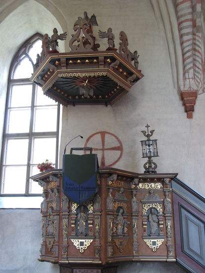 Hollola - ...die Kanzel...