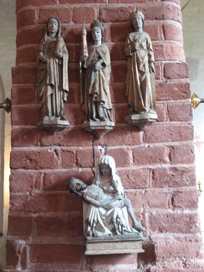 Hollola - ...kostbare Pietà...