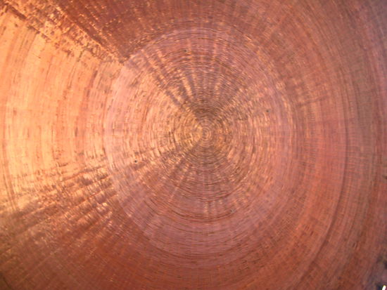 Helsinki - ... Felsenkirche; eindrucksvolle Kuppelkonstruktion in nur 12 m Höhe aus Glas, Stahl und gewickeltem Kupferdraht von 22 km Länge...