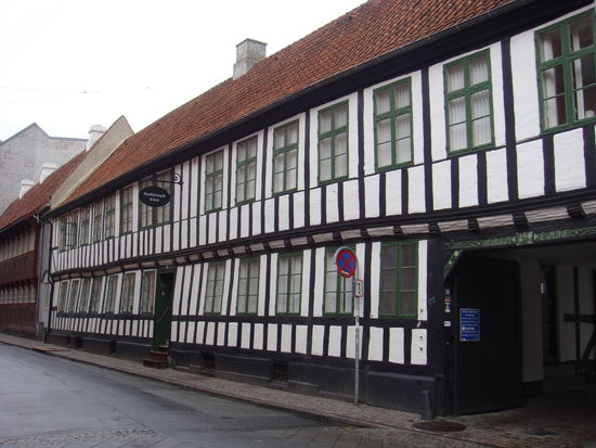 Arhus - Gesichtschirurgische Klinik im alten Gemäuer...