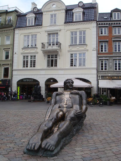 Odense - Oceania auf dem Rathausplatz