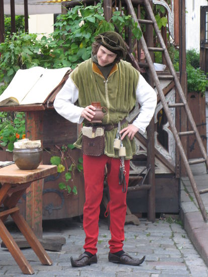 Tallinn - ...sie werben auf sympathische Art für die Gastlichkeit ihrer Häuser...